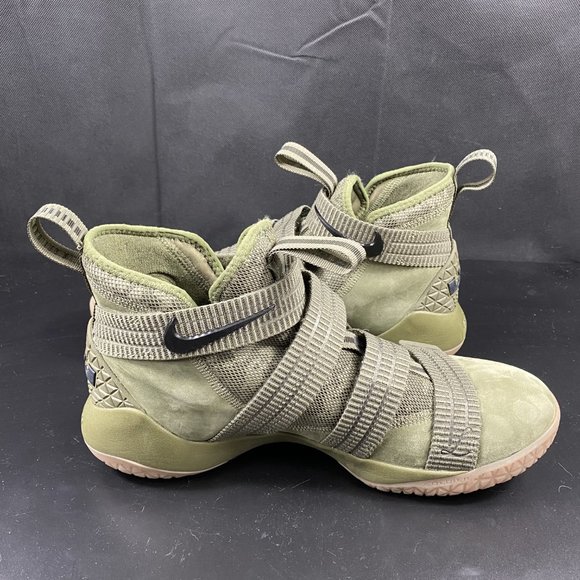 Nike Zoom Lebron XI II Sneakers 897646-200 Olive Military Camo Shoe MENS SZ 10.5 - Picture 4 of 11